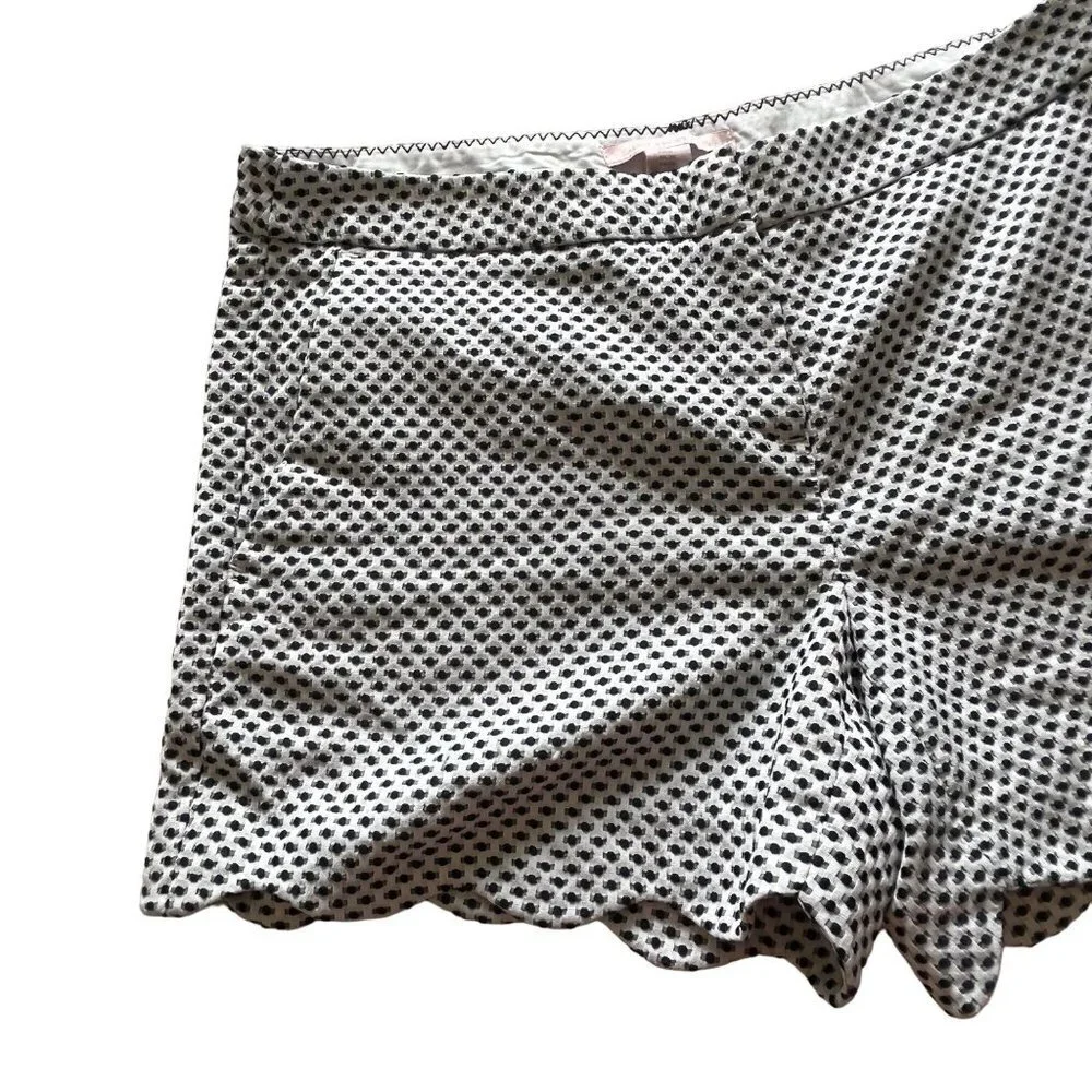 Saint Tropez West Scalloped Hem Shorts Woven White Navy Polka Dot Pattern Size 6